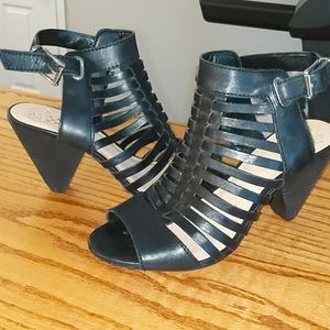 Black strappy heels- size 9. Great cond.